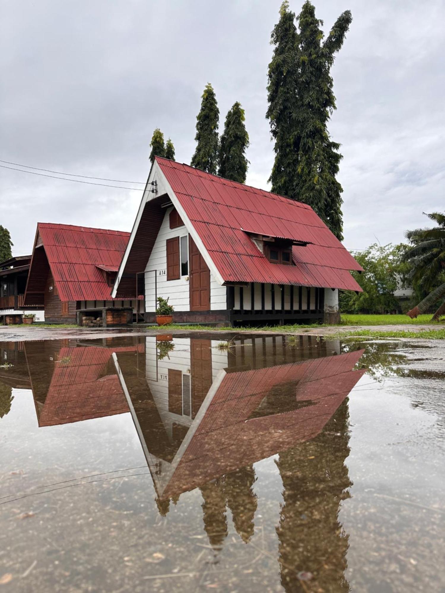 Mae Chaem Hotel And Resort Exterior foto